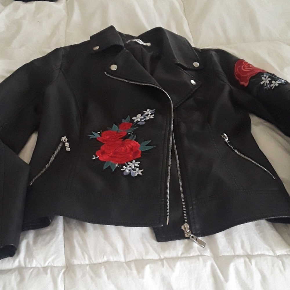 Pretty and chic Black Jacket never worn